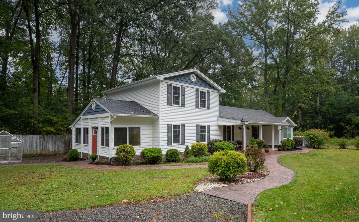 95 HICKORY LN, COLONIAL BEACH, Virginia 22443, 3 Bedrooms Bedrooms, ,2 BathroomsBathrooms,Residential,For sale,95 HICKORY LN,VAWE2009752 MLS # VAWE2009752