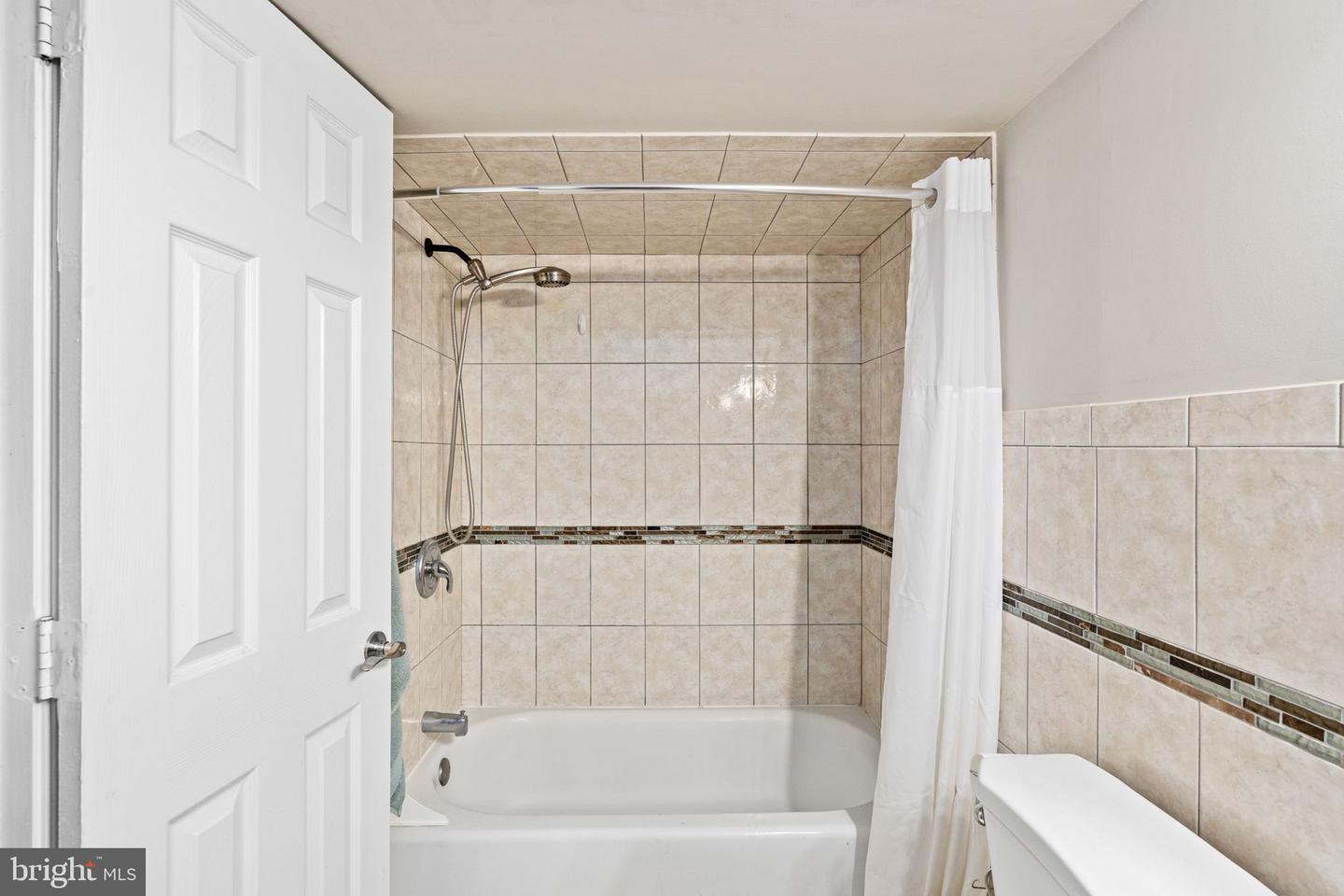 95 HICKORY LN, COLONIAL BEACH, Virginia 22443, 3 Bedrooms Bedrooms, ,2 BathroomsBathrooms,Residential,For sale,95 HICKORY LN,VAWE2009752 MLS # VAWE2009752