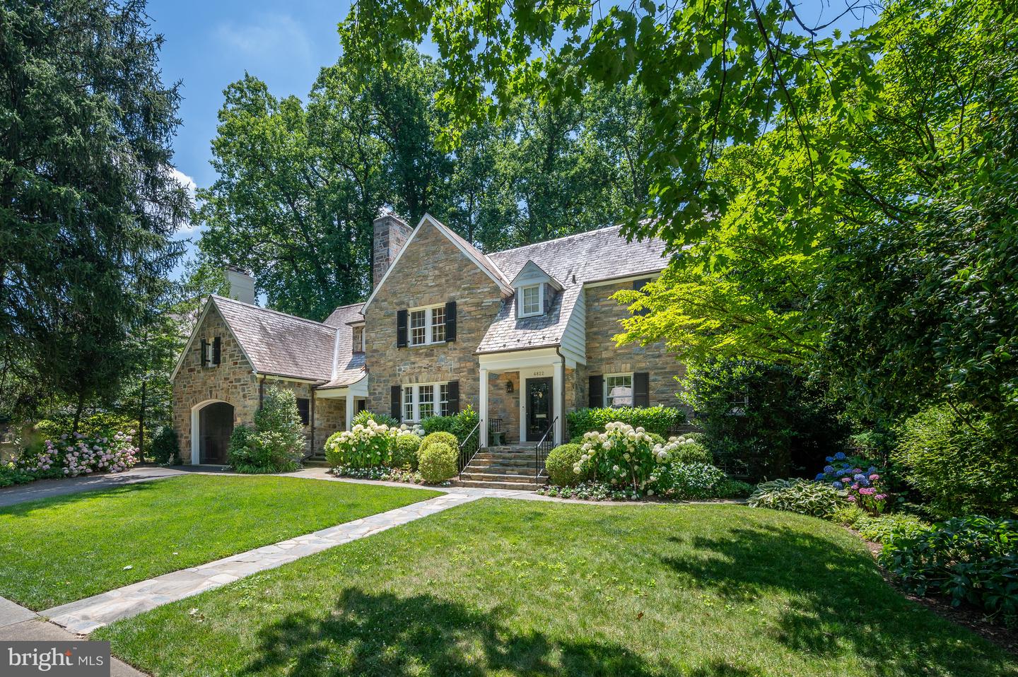 4822 QUEBEC ST NW, WASHINGTON, District Of Columbia 20016, 5 Bedrooms Bedrooms, ,4 BathroomsBathrooms,Residential,For sale,4822 QUEBEC ST NW,DCDC2222766 MLS # DCDC2222766