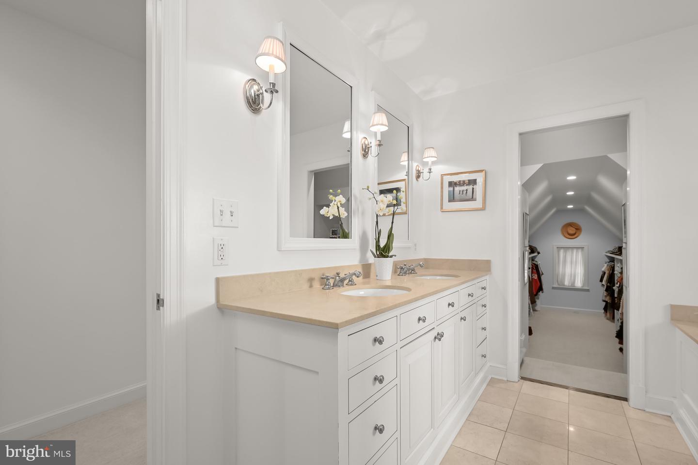 4822 QUEBEC ST NW, WASHINGTON, District Of Columbia 20016, 5 Bedrooms Bedrooms, ,4 BathroomsBathrooms,Residential,For sale,4822 QUEBEC ST NW,DCDC2222766 MLS # DCDC2222766