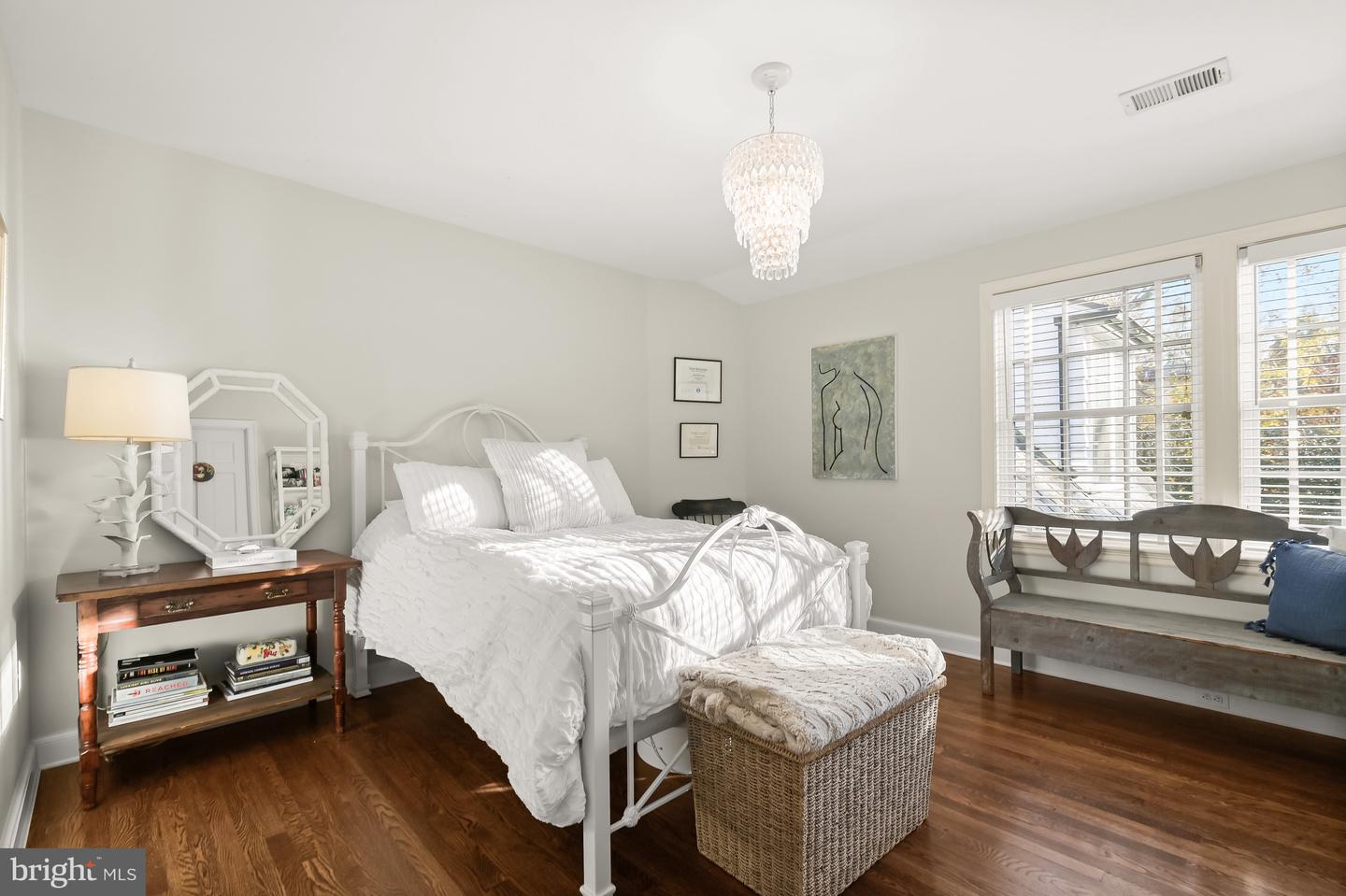 4822 QUEBEC ST NW, WASHINGTON, District Of Columbia 20016, 5 Bedrooms Bedrooms, ,4 BathroomsBathrooms,Residential,For sale,4822 QUEBEC ST NW,DCDC2222766 MLS # DCDC2222766