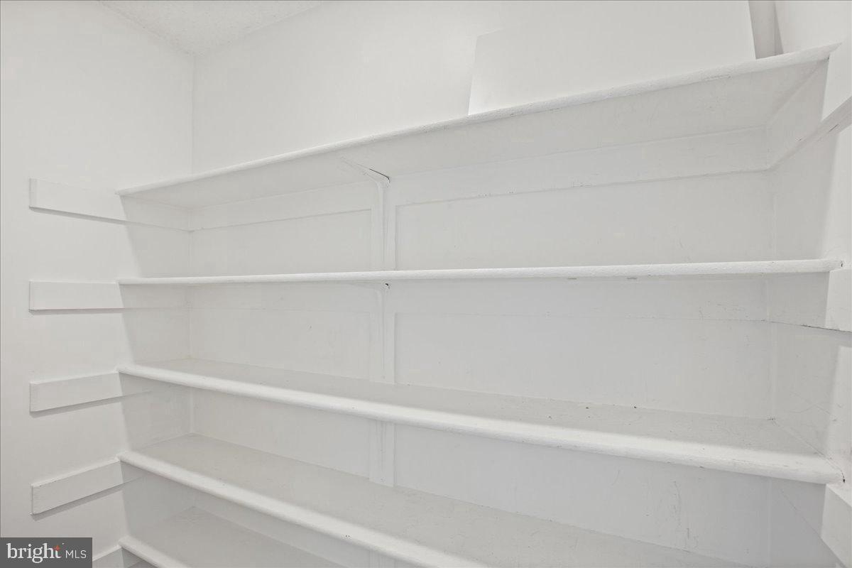 267 S PICKETT ST #102, ALEXANDRIA, Virginia 22304, 1 Bedroom Bedrooms, 5 Rooms Rooms,1 BathroomBathrooms,Residential,For sale,267 S PICKETT ST #102,VAAX2049826 MLS # VAAX2049826