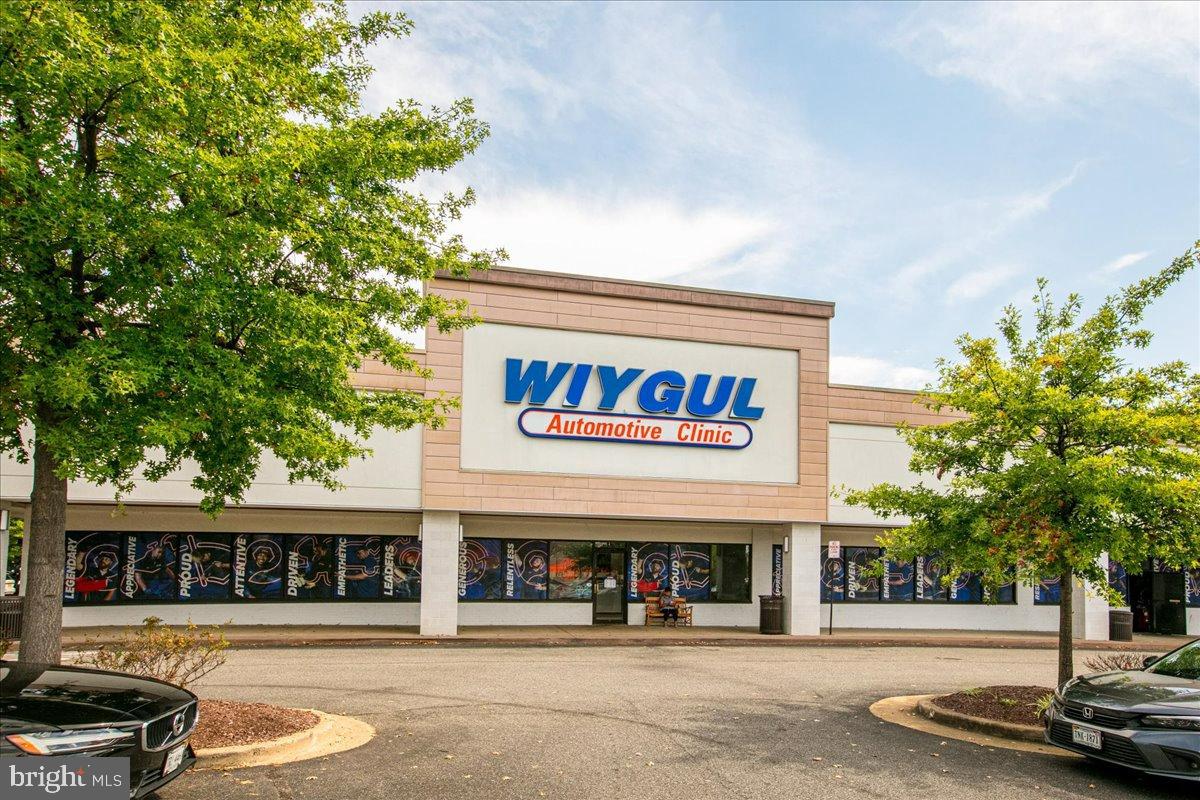 267 S PICKETT ST #102, ALEXANDRIA, Virginia 22304, 1 Bedroom Bedrooms, 5 Rooms Rooms,1 BathroomBathrooms,Residential,For sale,267 S PICKETT ST #102,VAAX2049826 MLS # VAAX2049826