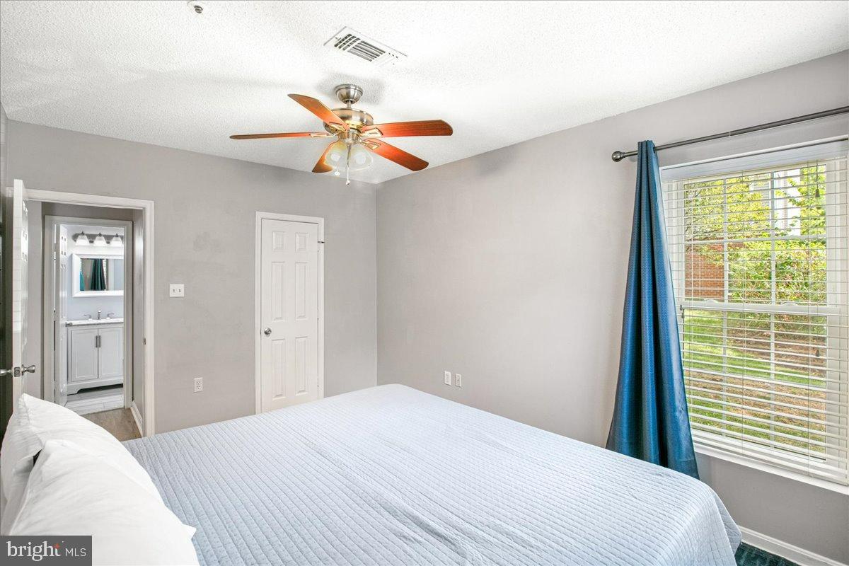 267 S PICKETT ST #102, ALEXANDRIA, Virginia 22304, 1 Bedroom Bedrooms, 5 Rooms Rooms,1 BathroomBathrooms,Residential,For sale,267 S PICKETT ST #102,VAAX2049826 MLS # VAAX2049826