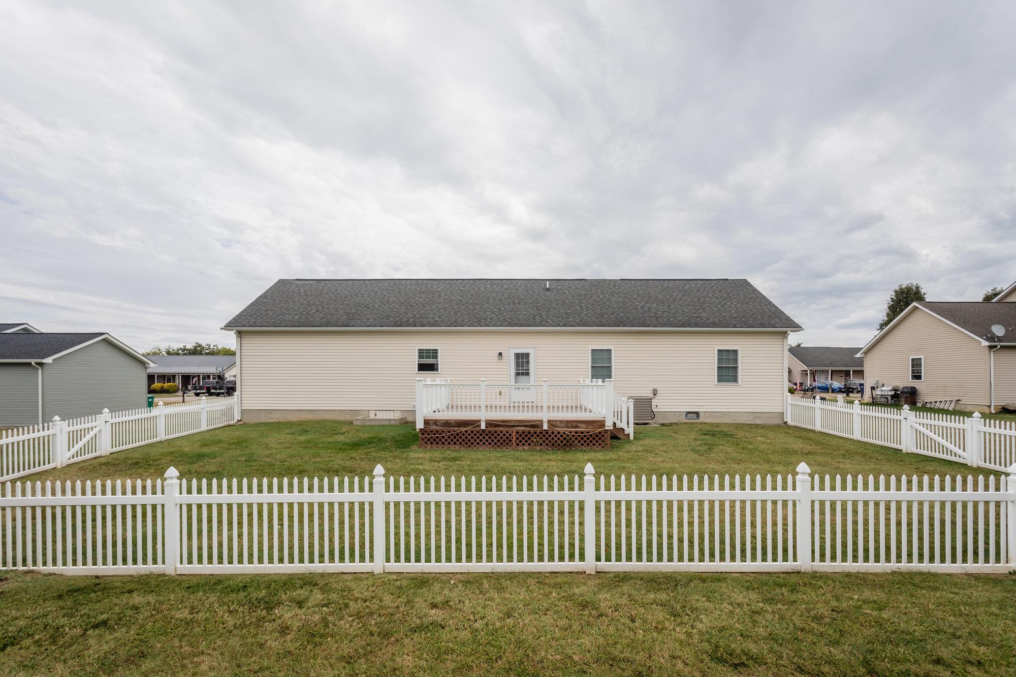 490 LEOLA LOOP, STANLEY, Virginia 22851, 3 Bedrooms Bedrooms, ,2 BathroomsBathrooms,Residential,490 LEOLA LOOP,669179 MLS # 669179