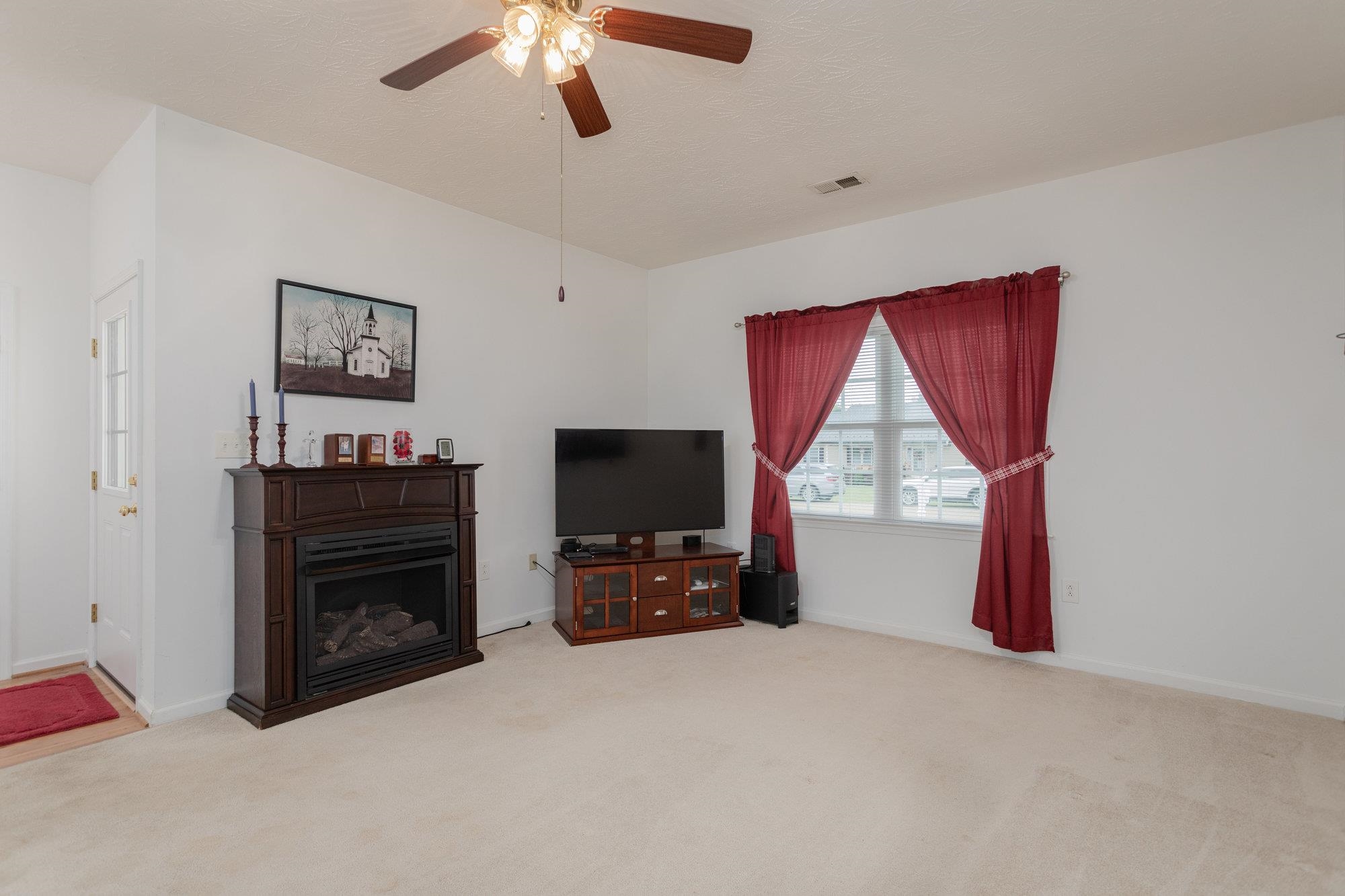 490 LEOLA LOOP, STANLEY, Virginia 22851, 3 Bedrooms Bedrooms, ,2 BathroomsBathrooms,Residential,490 LEOLA LOOP,669179 MLS # 669179
