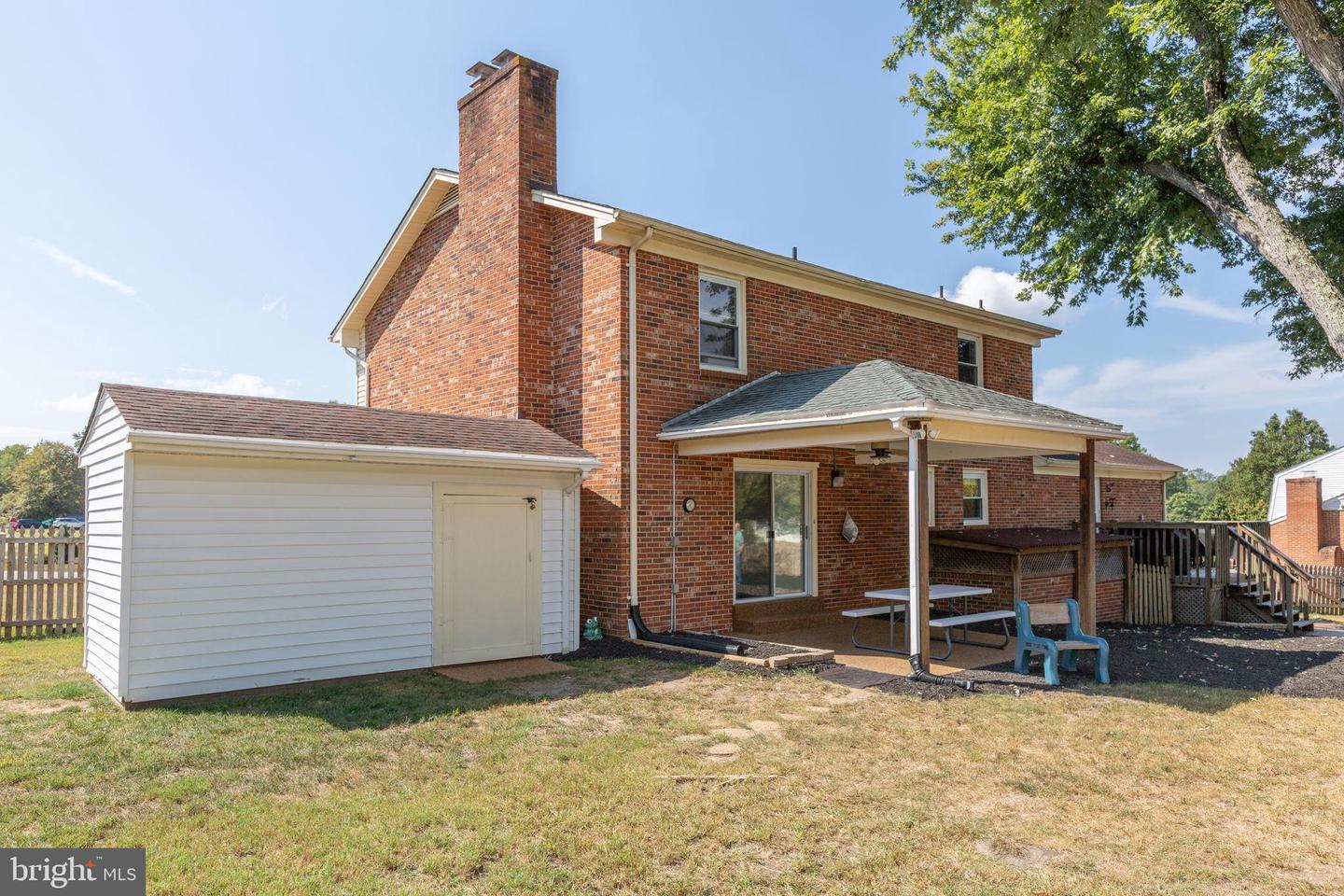 2123 MATTHEW LN, FREDERICKSBURG, Virginia 22405, 5 Bedrooms Bedrooms, ,2 BathroomsBathrooms,Residential,For sale,2123 MATTHEW LN,VAST2042722 MLS # VAST2042722