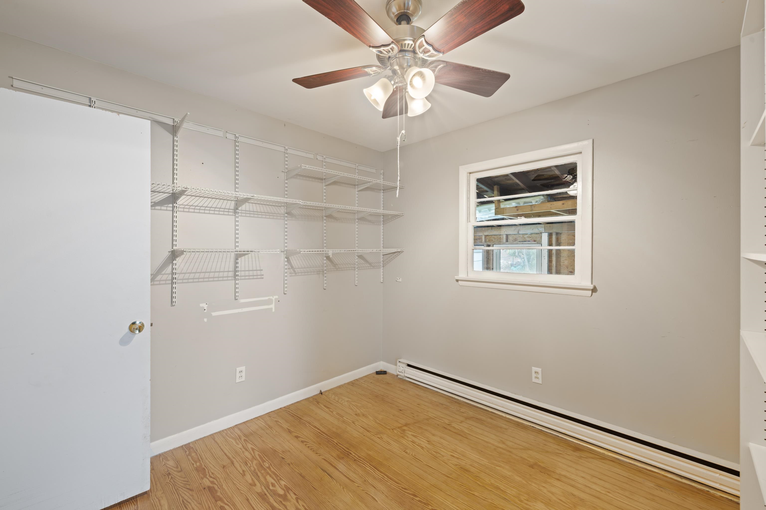 434 PEACH ST, STAUNTON, Virginia 24401, 3 Bedrooms Bedrooms, ,1 BathroomBathrooms,Residential,434 PEACH ST,669189 MLS # 669189