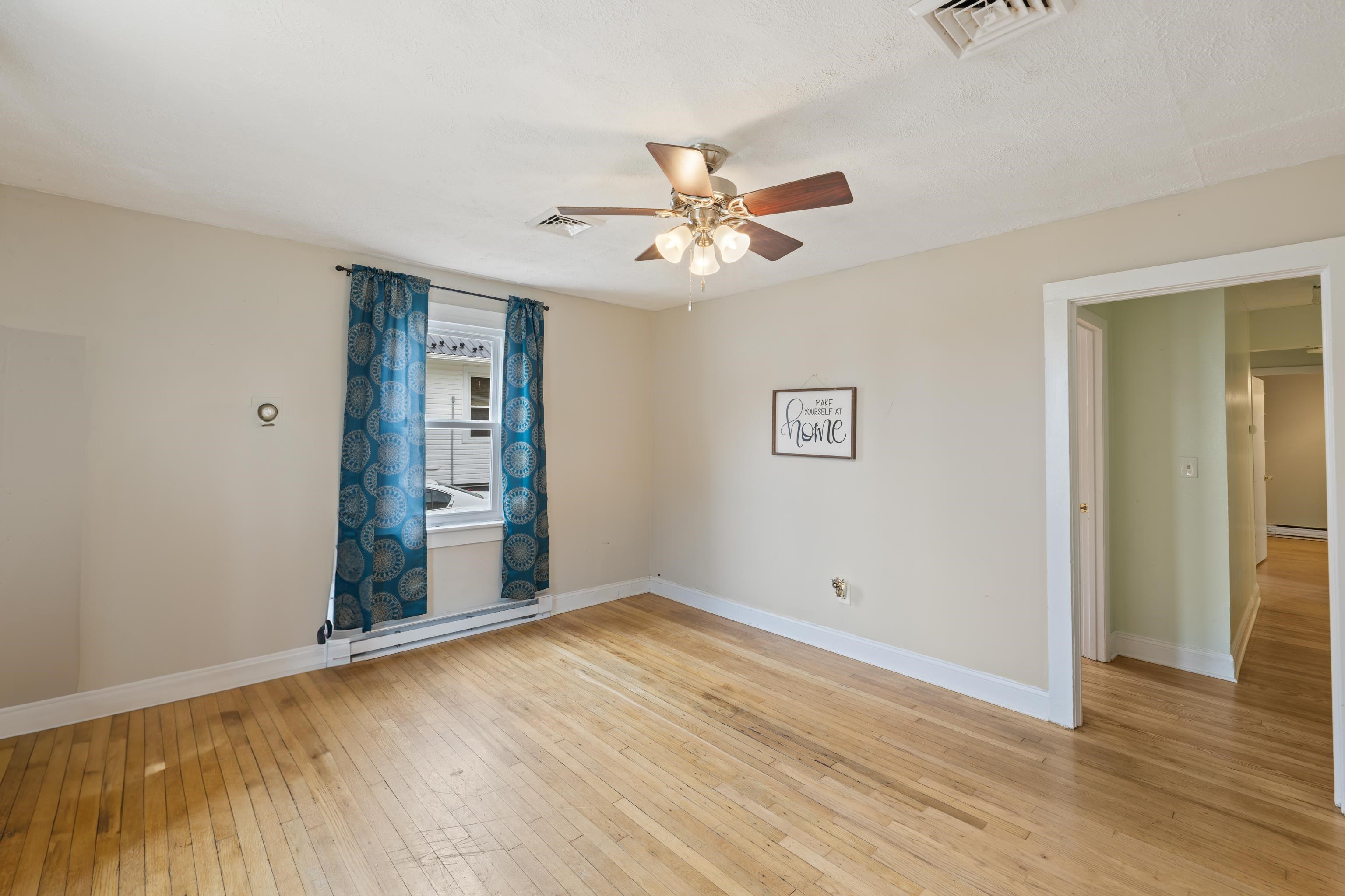 434 PEACH ST, STAUNTON, Virginia 24401, 3 Bedrooms Bedrooms, ,1 BathroomBathrooms,Residential,434 PEACH ST,669189 MLS # 669189