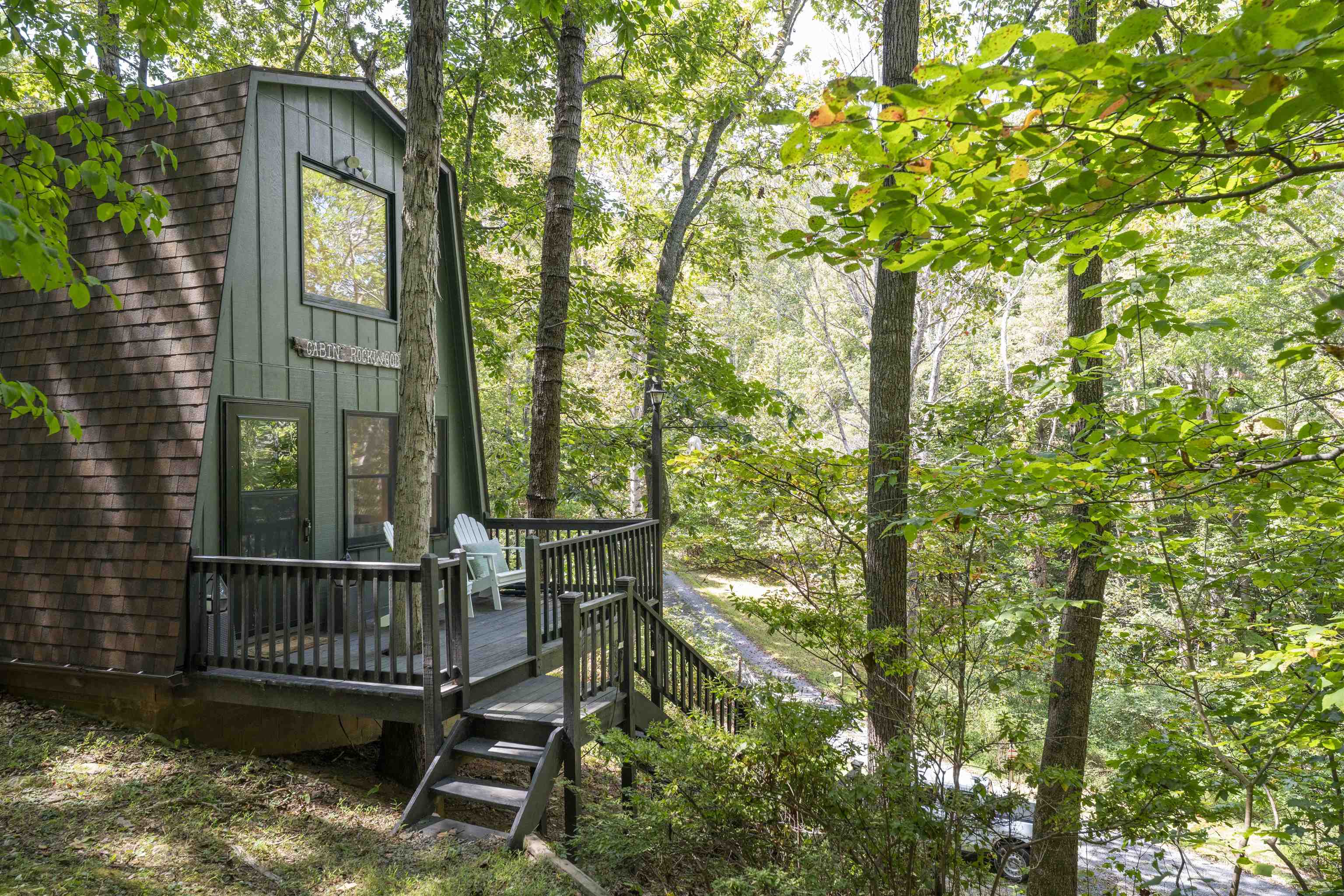 21 CREEKWOOD LN, LYNDHURST, Virginia 22952, 2 Bedrooms Bedrooms, ,1 BathroomBathrooms,Residential,Cabin Rockwood,21 CREEKWOOD LN,669196 MLS # 669196