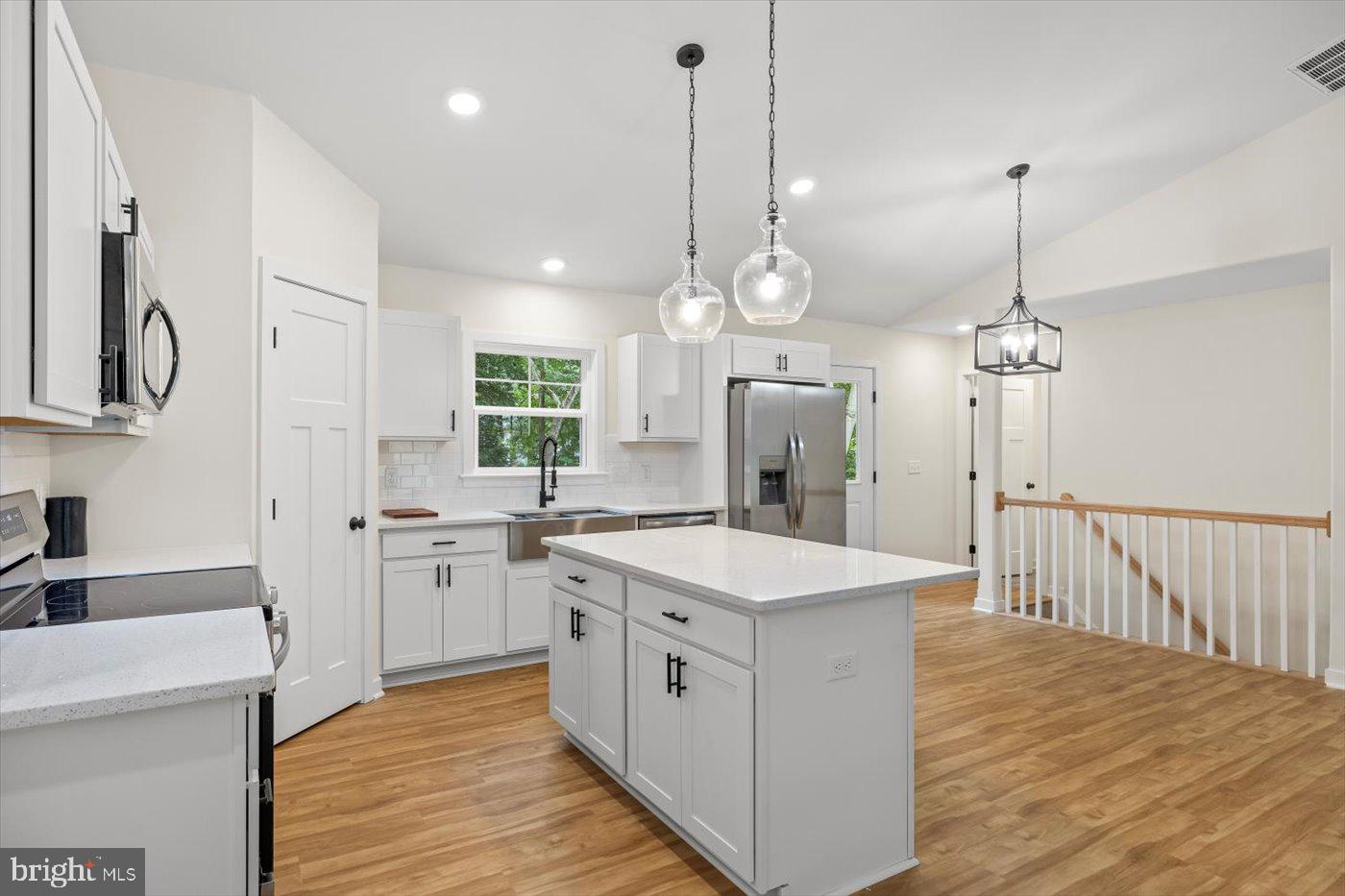 8339 KENNEDY DR, KING GEORGE, Virginia 22485, 3 Bedrooms Bedrooms, 10 Rooms Rooms,2 BathroomsBathrooms,Residential,For sale,8339 KENNEDY DR,VAKG2007036 MLS # VAKG2007036