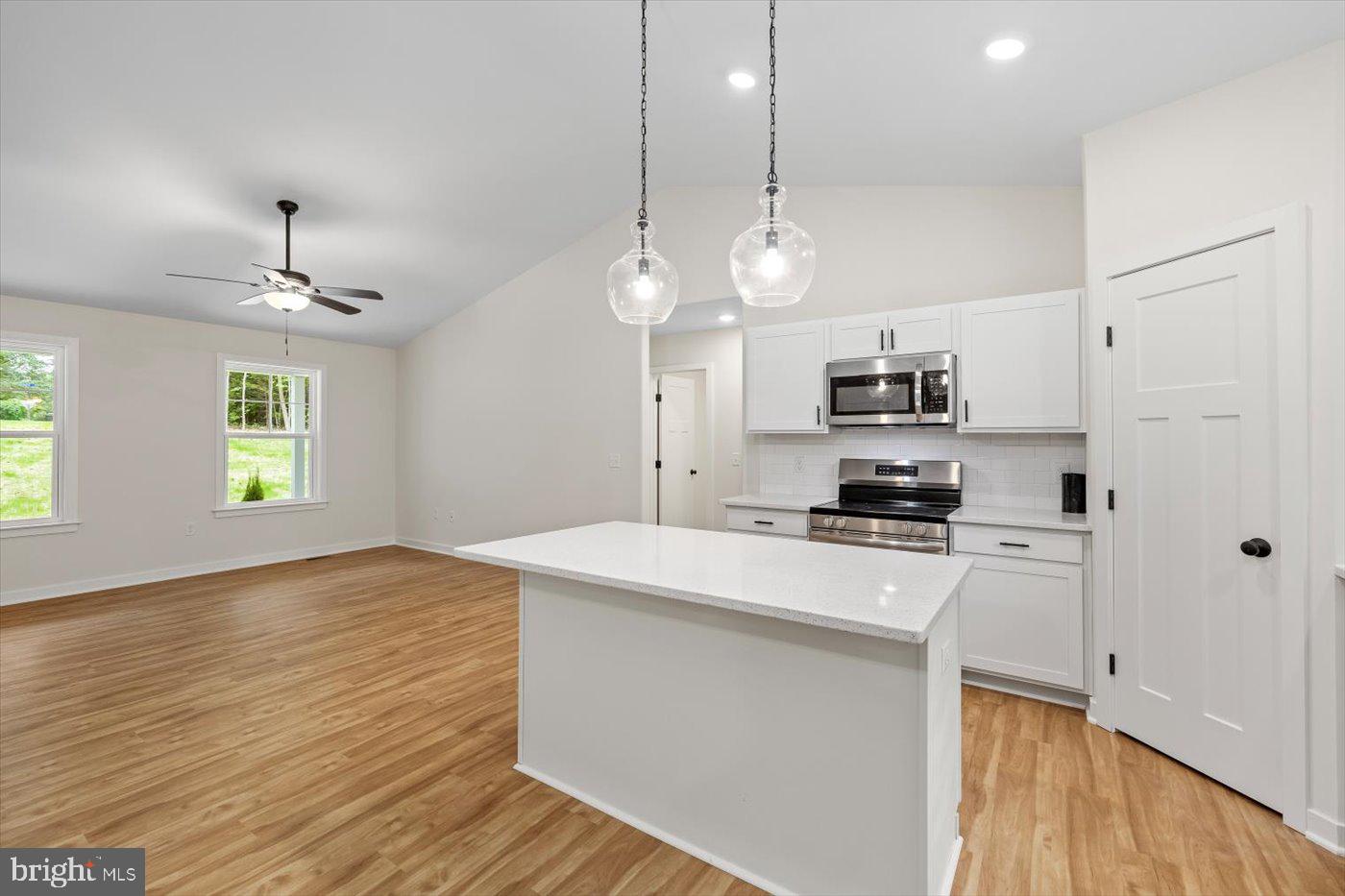 8339 KENNEDY DR, KING GEORGE, Virginia 22485, 3 Bedrooms Bedrooms, 10 Rooms Rooms,2 BathroomsBathrooms,Residential,For sale,8339 KENNEDY DR,VAKG2007036 MLS # VAKG2007036