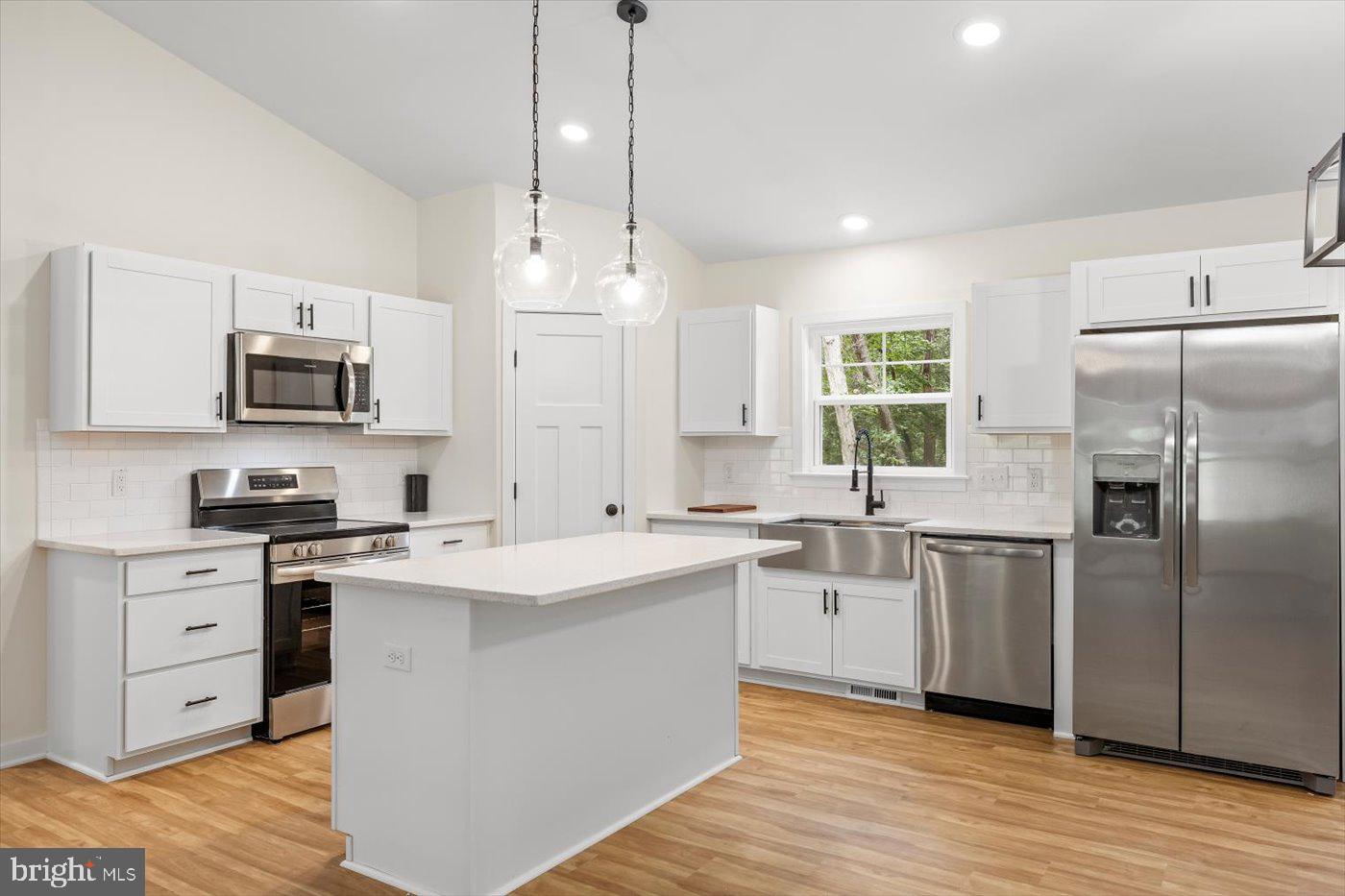 8339 KENNEDY DR, KING GEORGE, Virginia 22485, 3 Bedrooms Bedrooms, 10 Rooms Rooms,2 BathroomsBathrooms,Residential,For sale,8339 KENNEDY DR,VAKG2007036 MLS # VAKG2007036