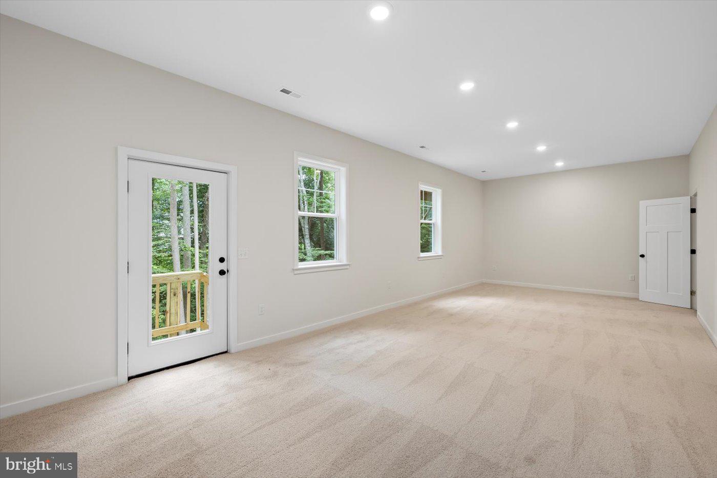 8339 KENNEDY DR, KING GEORGE, Virginia 22485, 3 Bedrooms Bedrooms, 10 Rooms Rooms,2 BathroomsBathrooms,Residential,For sale,8339 KENNEDY DR,VAKG2007036 MLS # VAKG2007036