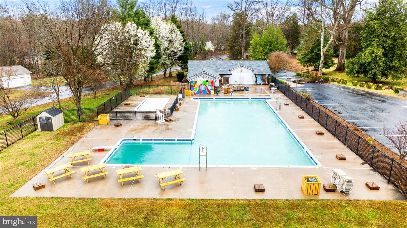 8339 KENNEDY DR, KING GEORGE, Virginia 22485, 3 Bedrooms Bedrooms, 10 Rooms Rooms,2 BathroomsBathrooms,Residential,For sale,8339 KENNEDY DR,VAKG2007036 MLS # VAKG2007036