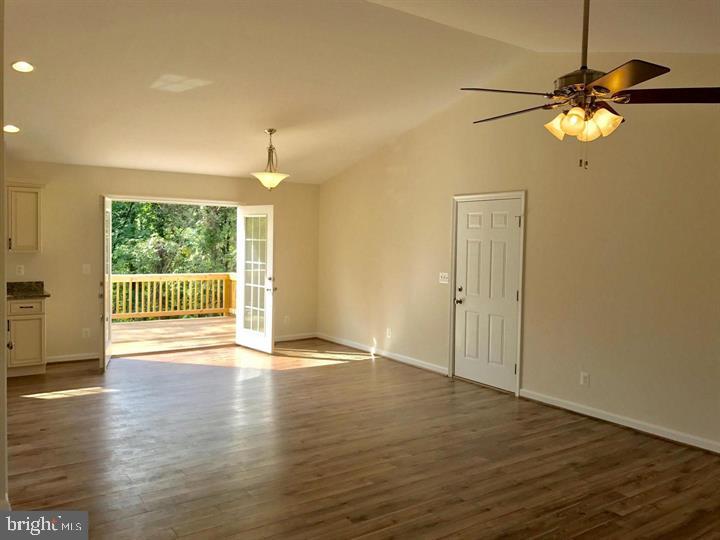 34 TEE CT., LINDEN, Virginia 22642, 3 Bedrooms Bedrooms, ,2 BathroomsBathrooms,Residential,For sale,34 TEE CT.,VAWR2012330 MLS # VAWR2012330