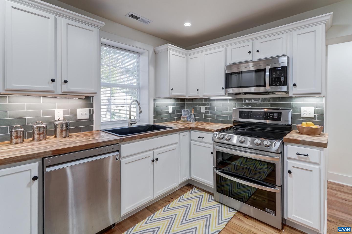 1407 FLORENCE RD, CHARLOTTESVILLE, Virginia 22902, 2 Bedrooms Bedrooms, ,2 BathroomsBathrooms,Residential,For sale,1407 FLORENCE RD,669160 MLS # 669160