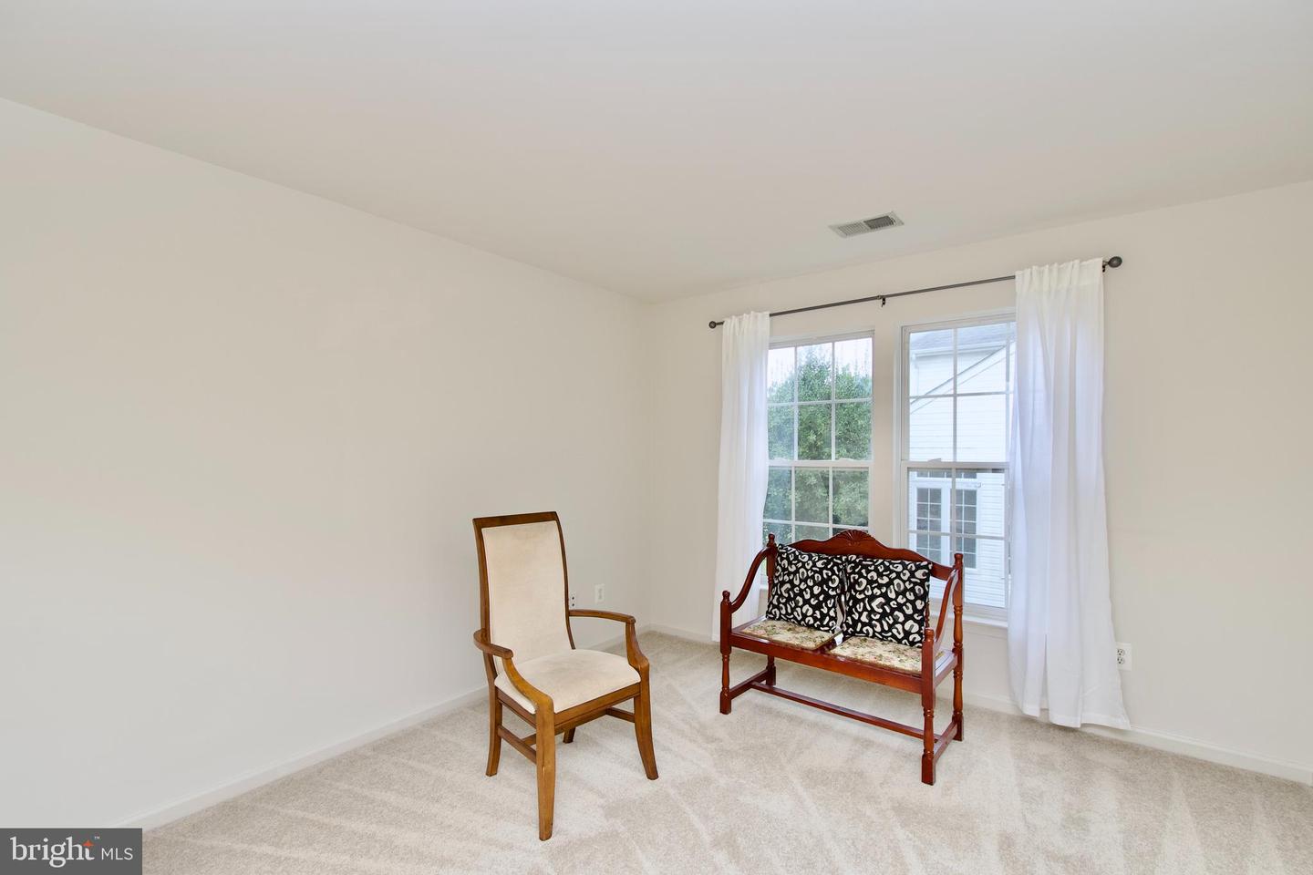 15417 BALD EAGLE LN, WOODBRIDGE, Virginia 22191, 5 Bedrooms Bedrooms, ,3 BathroomsBathrooms,Residential,For sale,15417 BALD EAGLE LN,VAPW2104392 MLS # VAPW2104392