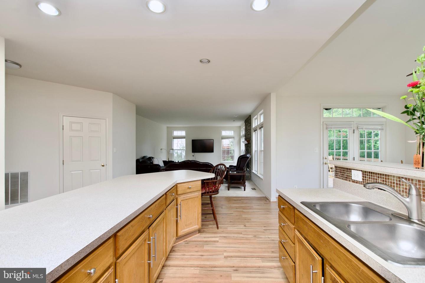 15417 BALD EAGLE LN, WOODBRIDGE, Virginia 22191, 5 Bedrooms Bedrooms, ,3 BathroomsBathrooms,Residential,For sale,15417 BALD EAGLE LN,VAPW2104392 MLS # VAPW2104392