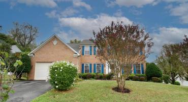 15417 BALD EAGLE LN, WOODBRIDGE, Virginia 22191, 5 Bedrooms Bedrooms, ,3 BathroomsBathrooms,Residential,For sale,15417 BALD EAGLE LN,VAPW2104392 MLS # VAPW2104392