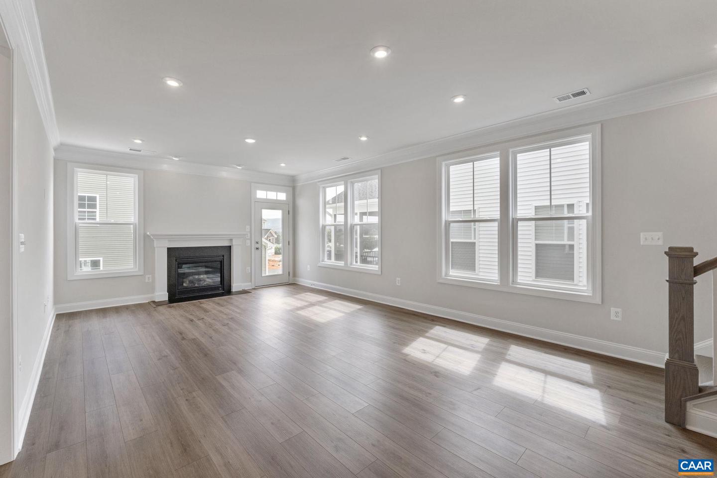 208 SUNBIRD LN, WAYNESBORO, Virginia 22980, 3 Bedrooms Bedrooms, ,2 BathroomsBathrooms,Residential,For sale,208 SUNBIRD LN,669164 MLS # 669164 208 SUNBIRD LN, WAYNESBORO, Virginia 22980, 3 Bedrooms Bedrooms, ,2 BathroomsBathrooms,Residential,For sale,208 SUNBIRD LN,669164 MLS # 669164