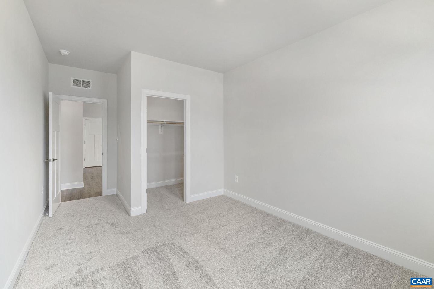 208 SUNBIRD LN, WAYNESBORO, Virginia 22980, 3 Bedrooms Bedrooms, ,2 BathroomsBathrooms,Residential,For sale,208 SUNBIRD LN,669164 MLS # 669164 208 SUNBIRD LN, WAYNESBORO, Virginia 22980, 3 Bedrooms Bedrooms, ,2 BathroomsBathrooms,Residential,For sale,208 SUNBIRD LN,669164 MLS # 669164