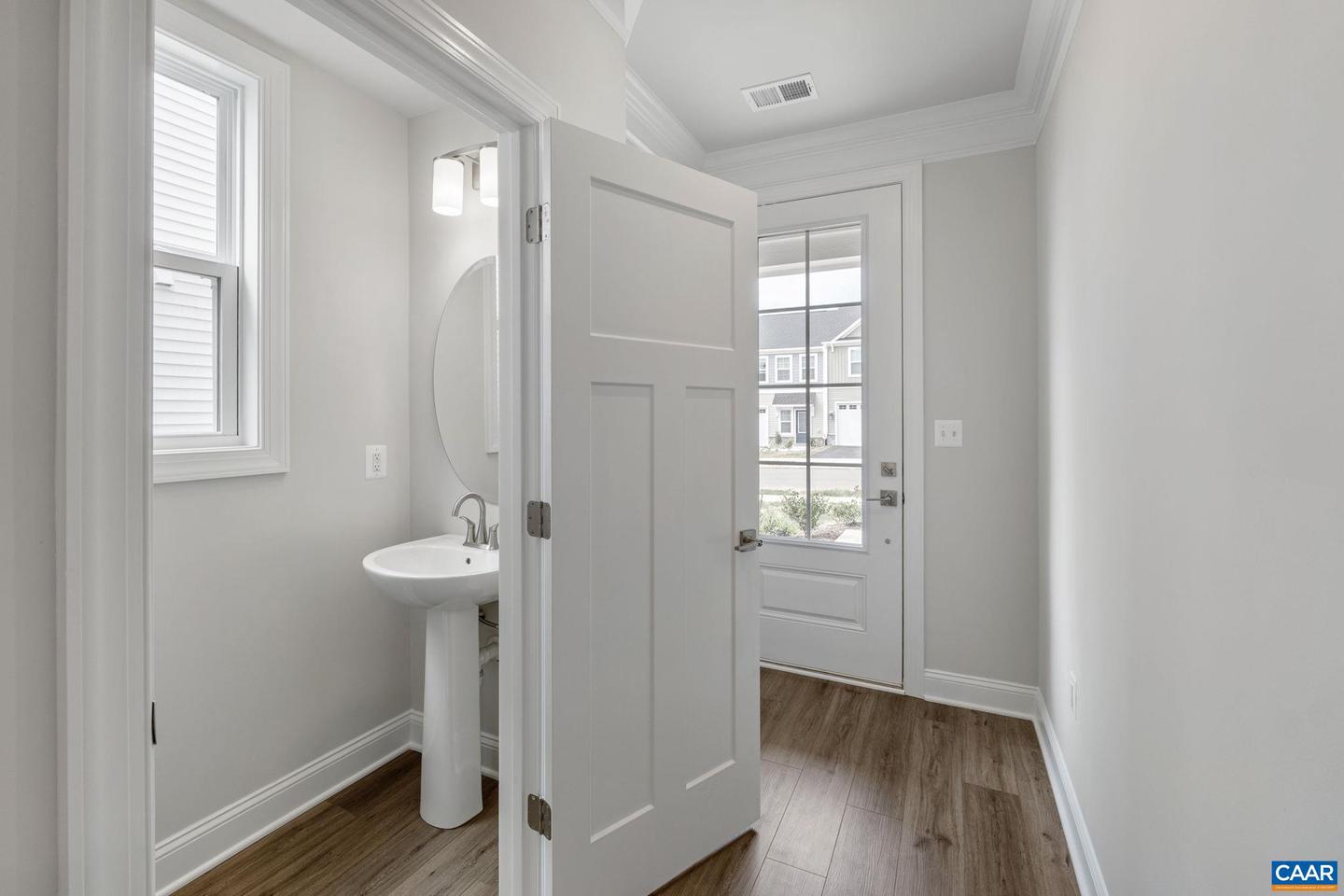 208 SUNBIRD LN, WAYNESBORO, Virginia 22980, 3 Bedrooms Bedrooms, ,2 BathroomsBathrooms,Residential,For sale,208 SUNBIRD LN,669164 MLS # 669164 208 SUNBIRD LN, WAYNESBORO, Virginia 22980, 3 Bedrooms Bedrooms, ,2 BathroomsBathrooms,Residential,For sale,208 SUNBIRD LN,669164 MLS # 669164