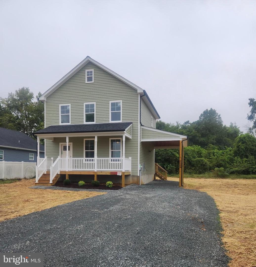 715 LAKEVIEW DR, COLONIAL BEACH, Virginia 22443, 3 Bedrooms Bedrooms, 11 Rooms Rooms,2 BathroomsBathrooms,Residential,For sale,715 LAKEVIEW DR,VAWE2009796 MLS # VAWE2009796
