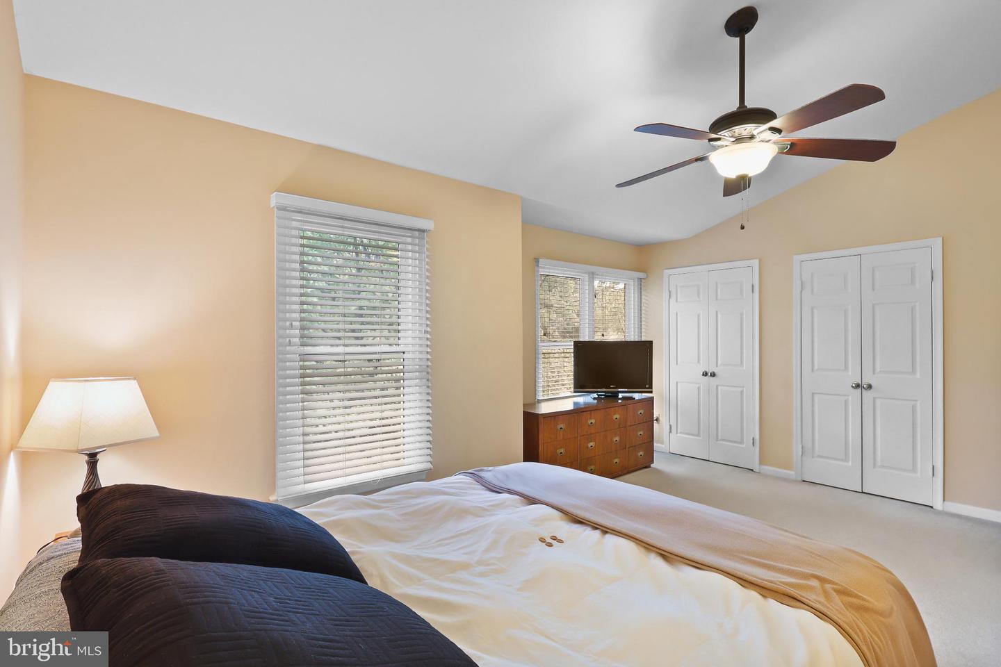 6036 ROCKTON CT, CENTREVILLE, Virginia 20121, 3 Bedrooms Bedrooms, 12 Rooms Rooms,2 BathroomsBathrooms,Residential,For sale,6036 ROCKTON CT,VAFX2268270 MLS # VAFX2268270
