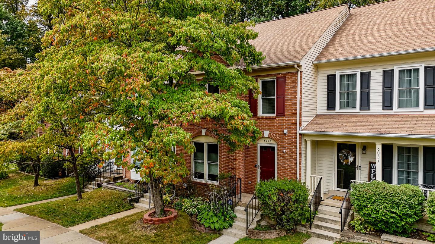 6036 ROCKTON CT, CENTREVILLE, Virginia 20121, 3 Bedrooms Bedrooms, 12 Rooms Rooms,2 BathroomsBathrooms,Residential,For sale,6036 ROCKTON CT,VAFX2268270 MLS # VAFX2268270