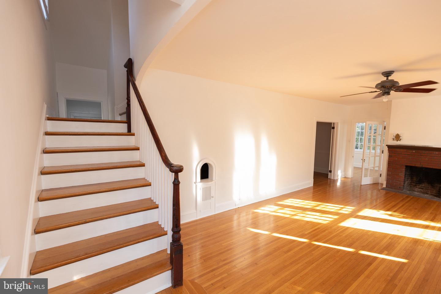 1400 VALLEY AVE, WINCHESTER, Virginia 22601, 6 Bedrooms Bedrooms, ,2 BathroomsBathrooms,Residential,For sale,1400 VALLEY AVE,VAWI2009108 MLS # VAWI2009108 1400 VALLEY AVE, WINCHESTER, Virginia 22601, 6 Bedrooms Bedrooms, ,2 BathroomsBathrooms,Residential,For sale,1400 VALLEY AVE,VAWI2009108 MLS # VAWI2009108