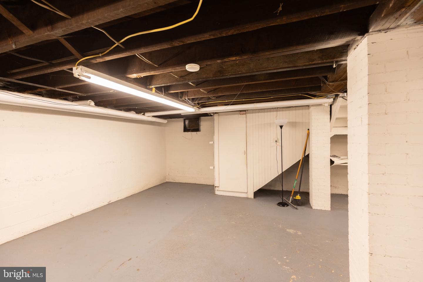 1400 VALLEY AVE, WINCHESTER, Virginia 22601, 6 Bedrooms Bedrooms, ,2 BathroomsBathrooms,Residential,For sale,1400 VALLEY AVE,VAWI2009108 MLS # VAWI2009108 1400 VALLEY AVE, WINCHESTER, Virginia 22601, 6 Bedrooms Bedrooms, ,2 BathroomsBathrooms,Residential,For sale,1400 VALLEY AVE,VAWI2009108 MLS # VAWI2009108