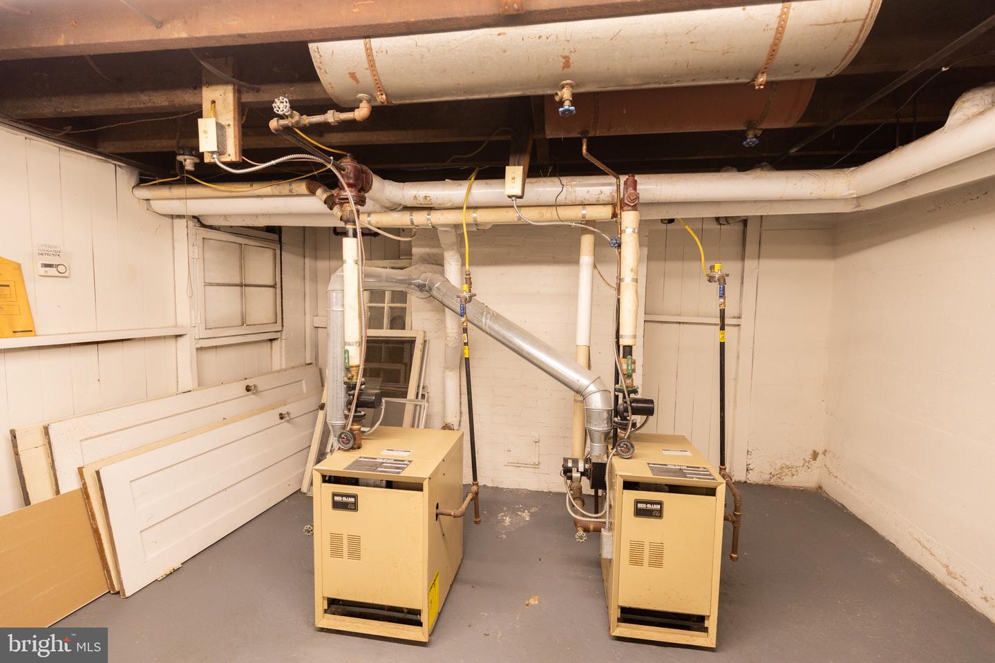 1400 VALLEY AVE, WINCHESTER, Virginia 22601, 6 Bedrooms Bedrooms, ,2 BathroomsBathrooms,Residential,For sale,1400 VALLEY AVE,VAWI2009108 MLS # VAWI2009108 1400 VALLEY AVE, WINCHESTER, Virginia 22601, 6 Bedrooms Bedrooms, ,2 BathroomsBathrooms,Residential,For sale,1400 VALLEY AVE,VAWI2009108 MLS # VAWI2009108