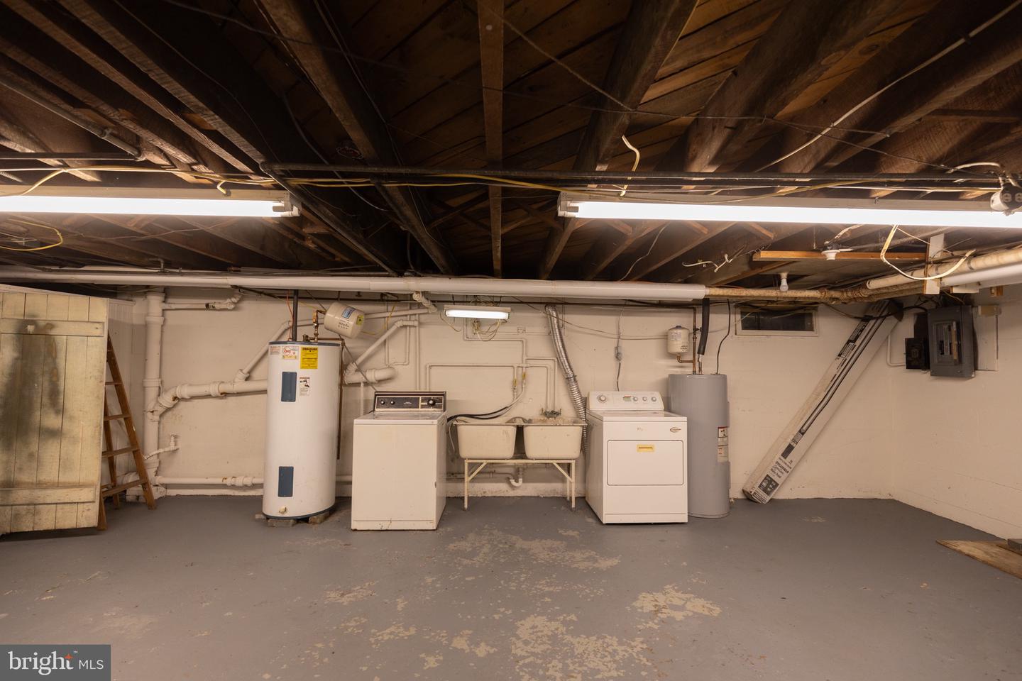 1400 VALLEY AVE, WINCHESTER, Virginia 22601, 6 Bedrooms Bedrooms, ,2 BathroomsBathrooms,Residential,For sale,1400 VALLEY AVE,VAWI2009108 MLS # VAWI2009108 1400 VALLEY AVE, WINCHESTER, Virginia 22601, 6 Bedrooms Bedrooms, ,2 BathroomsBathrooms,Residential,For sale,1400 VALLEY AVE,VAWI2009108 MLS # VAWI2009108