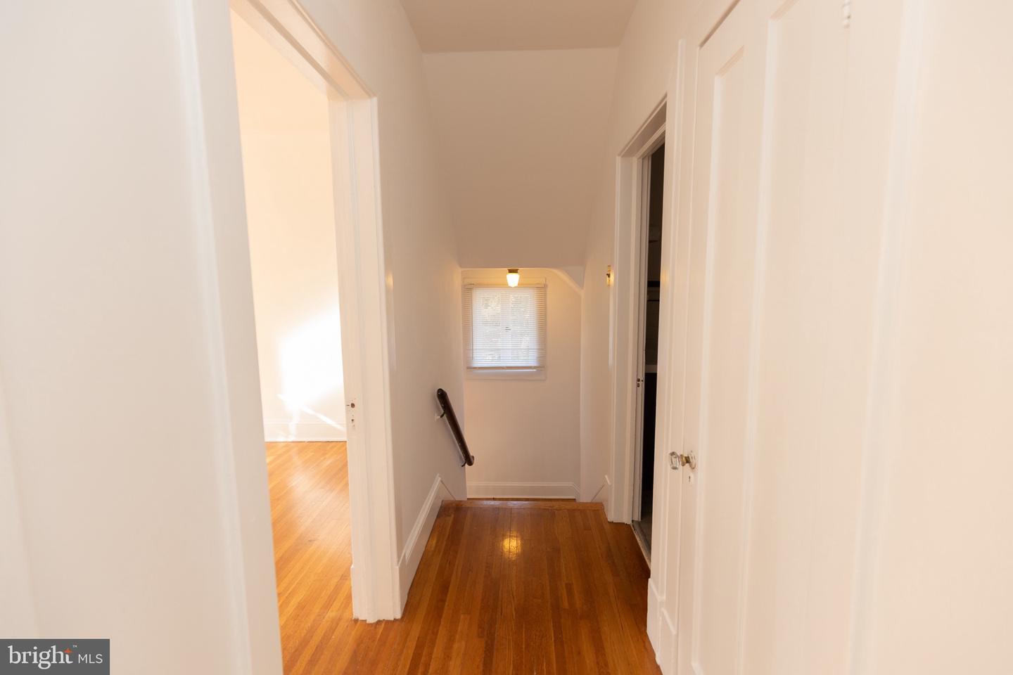 1400 VALLEY AVE, WINCHESTER, Virginia 22601, 6 Bedrooms Bedrooms, ,2 BathroomsBathrooms,Residential,For sale,1400 VALLEY AVE,VAWI2009108 MLS # VAWI2009108 1400 VALLEY AVE, WINCHESTER, Virginia 22601, 6 Bedrooms Bedrooms, ,2 BathroomsBathrooms,Residential,For sale,1400 VALLEY AVE,VAWI2009108 MLS # VAWI2009108