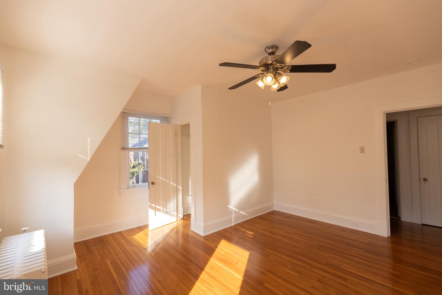 1400 VALLEY AVE, WINCHESTER, Virginia 22601, 6 Bedrooms Bedrooms, ,2 BathroomsBathrooms,Residential,For sale,1400 VALLEY AVE,VAWI2009108 MLS # VAWI2009108 1400 VALLEY AVE, WINCHESTER, Virginia 22601, 6 Bedrooms Bedrooms, ,2 BathroomsBathrooms,Residential,For sale,1400 VALLEY AVE,VAWI2009108 MLS # VAWI2009108