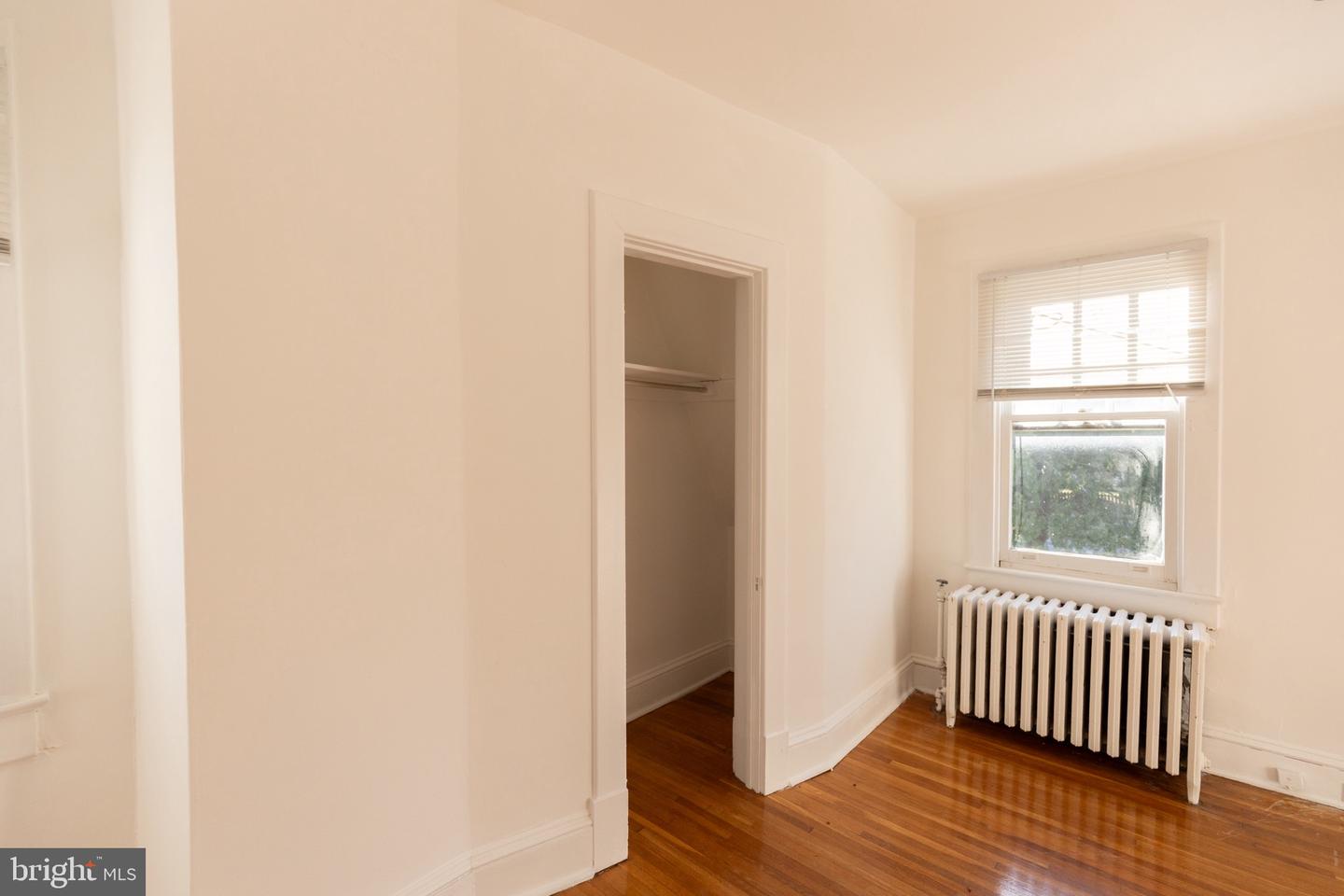 1400 VALLEY AVE, WINCHESTER, Virginia 22601, 6 Bedrooms Bedrooms, ,2 BathroomsBathrooms,Residential,For sale,1400 VALLEY AVE,VAWI2009108 MLS # VAWI2009108 1400 VALLEY AVE, WINCHESTER, Virginia 22601, 6 Bedrooms Bedrooms, ,2 BathroomsBathrooms,Residential,For sale,1400 VALLEY AVE,VAWI2009108 MLS # VAWI2009108