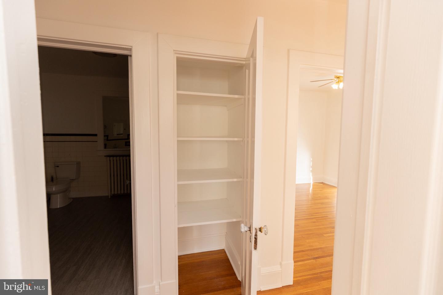 1400 VALLEY AVE, WINCHESTER, Virginia 22601, 6 Bedrooms Bedrooms, ,2 BathroomsBathrooms,Residential,For sale,1400 VALLEY AVE,VAWI2009108 MLS # VAWI2009108 1400 VALLEY AVE, WINCHESTER, Virginia 22601, 6 Bedrooms Bedrooms, ,2 BathroomsBathrooms,Residential,For sale,1400 VALLEY AVE,VAWI2009108 MLS # VAWI2009108