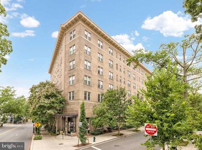 2129 FLORIDA AVE NW #503, WASHINGTON, District Of Columbia 20008, 1 Bedroom Bedrooms, ,1 BathroomBathrooms,Residential,For sale,2129 FLORIDA AVE NW #503,DCDC2223312 MLS # DCDC2223312