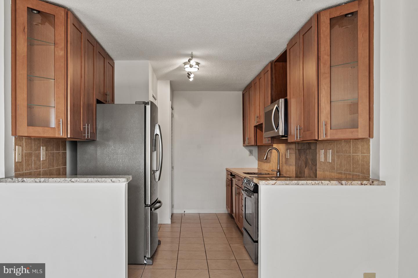 307 YOAKUM PKWY #1808, ALEXANDRIA, Virginia 22304, 2 Bedrooms Bedrooms, 4 Rooms Rooms,2 BathroomsBathrooms,Residential,For sale,307 YOAKUM PKWY #1808,VAAX2049958 MLS # VAAX2049958