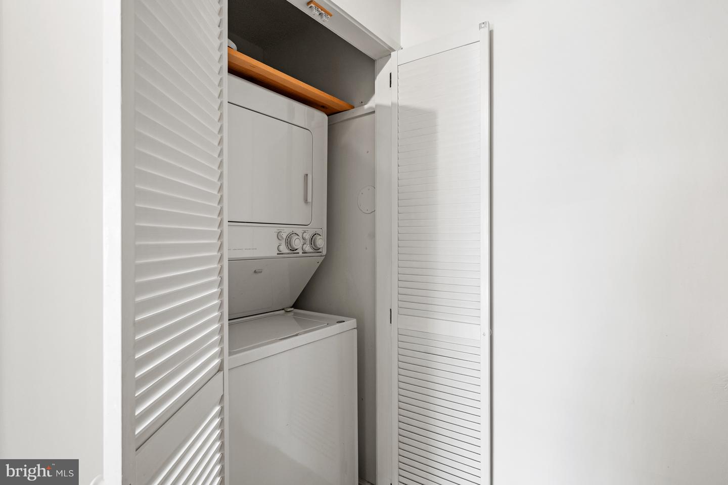 307 YOAKUM PKWY #1808, ALEXANDRIA, Virginia 22304, 2 Bedrooms Bedrooms, 4 Rooms Rooms,2 BathroomsBathrooms,Residential,For sale,307 YOAKUM PKWY #1808,VAAX2049958 MLS # VAAX2049958