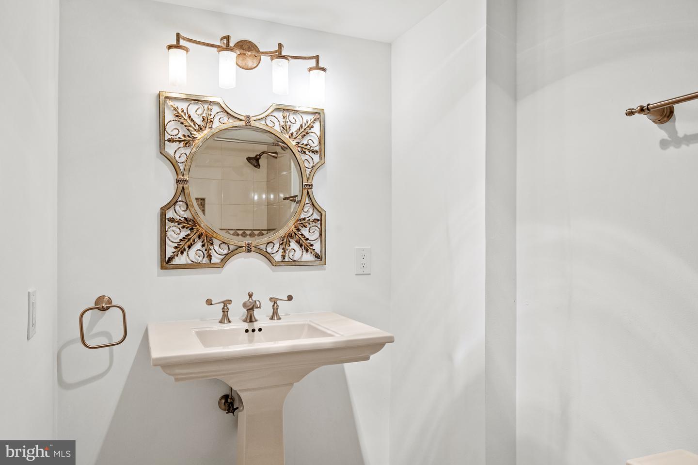 307 YOAKUM PKWY #1808, ALEXANDRIA, Virginia 22304, 2 Bedrooms Bedrooms, 4 Rooms Rooms,2 BathroomsBathrooms,Residential,For sale,307 YOAKUM PKWY #1808,VAAX2049958 MLS # VAAX2049958