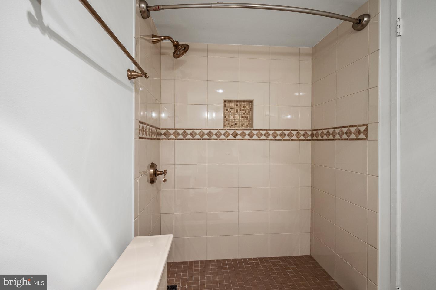 307 YOAKUM PKWY #1808, ALEXANDRIA, Virginia 22304, 2 Bedrooms Bedrooms, 4 Rooms Rooms,2 BathroomsBathrooms,Residential,For sale,307 YOAKUM PKWY #1808,VAAX2049958 MLS # VAAX2049958