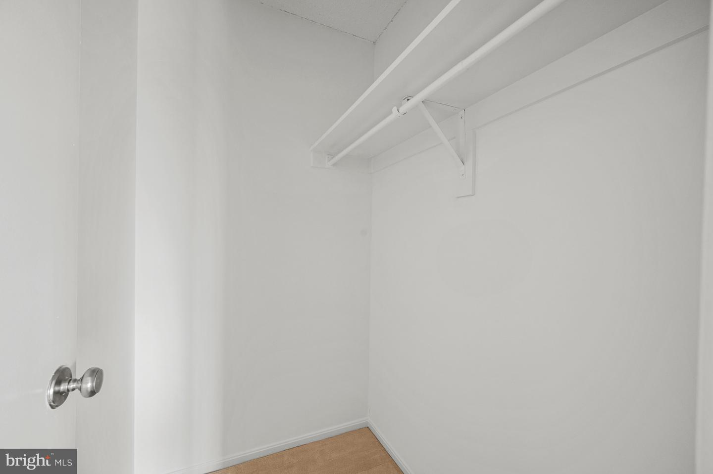 307 YOAKUM PKWY #1808, ALEXANDRIA, Virginia 22304, 2 Bedrooms Bedrooms, 4 Rooms Rooms,2 BathroomsBathrooms,Residential,For sale,307 YOAKUM PKWY #1808,VAAX2049958 MLS # VAAX2049958