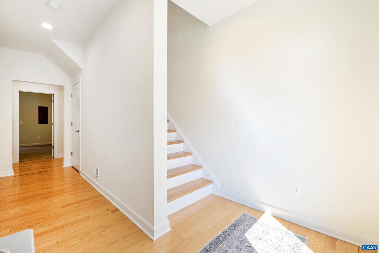 109 JUNCTION LN, CHARLOTTESVILLE, Virginia 22902, 4 Bedrooms Bedrooms, ,3 BathroomsBathrooms,Residential,For sale,109 JUNCTION LN,669172 MLS # 669172