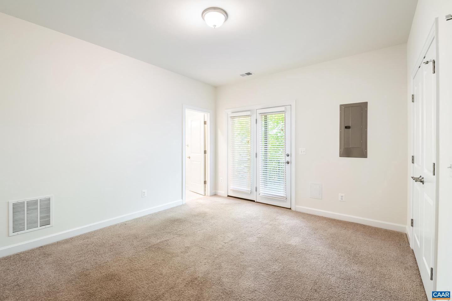 109 JUNCTION LN, CHARLOTTESVILLE, Virginia 22902, 4 Bedrooms Bedrooms, ,3 BathroomsBathrooms,Residential,For sale,109 JUNCTION LN,669172 MLS # 669172