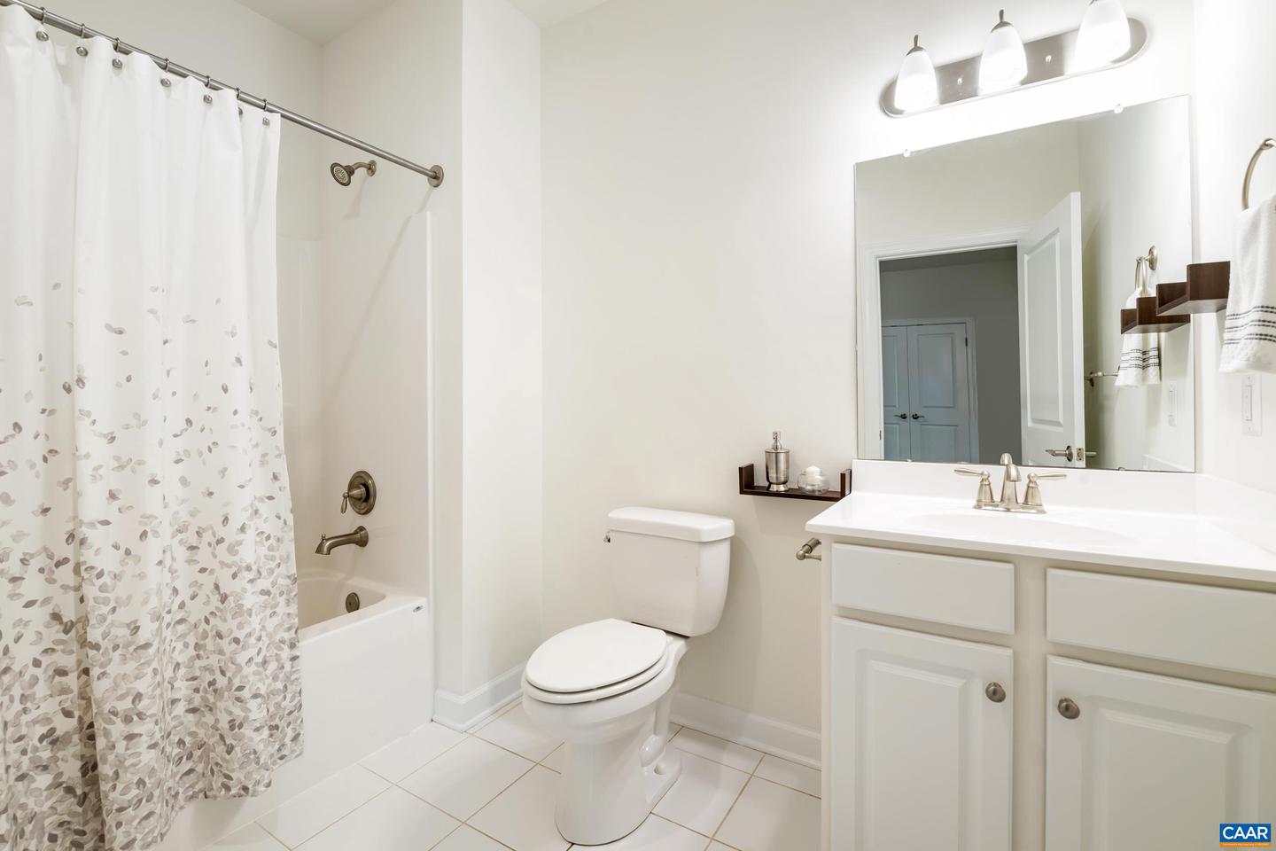109 JUNCTION LN, CHARLOTTESVILLE, Virginia 22902, 4 Bedrooms Bedrooms, ,3 BathroomsBathrooms,Residential,For sale,109 JUNCTION LN,669172 MLS # 669172