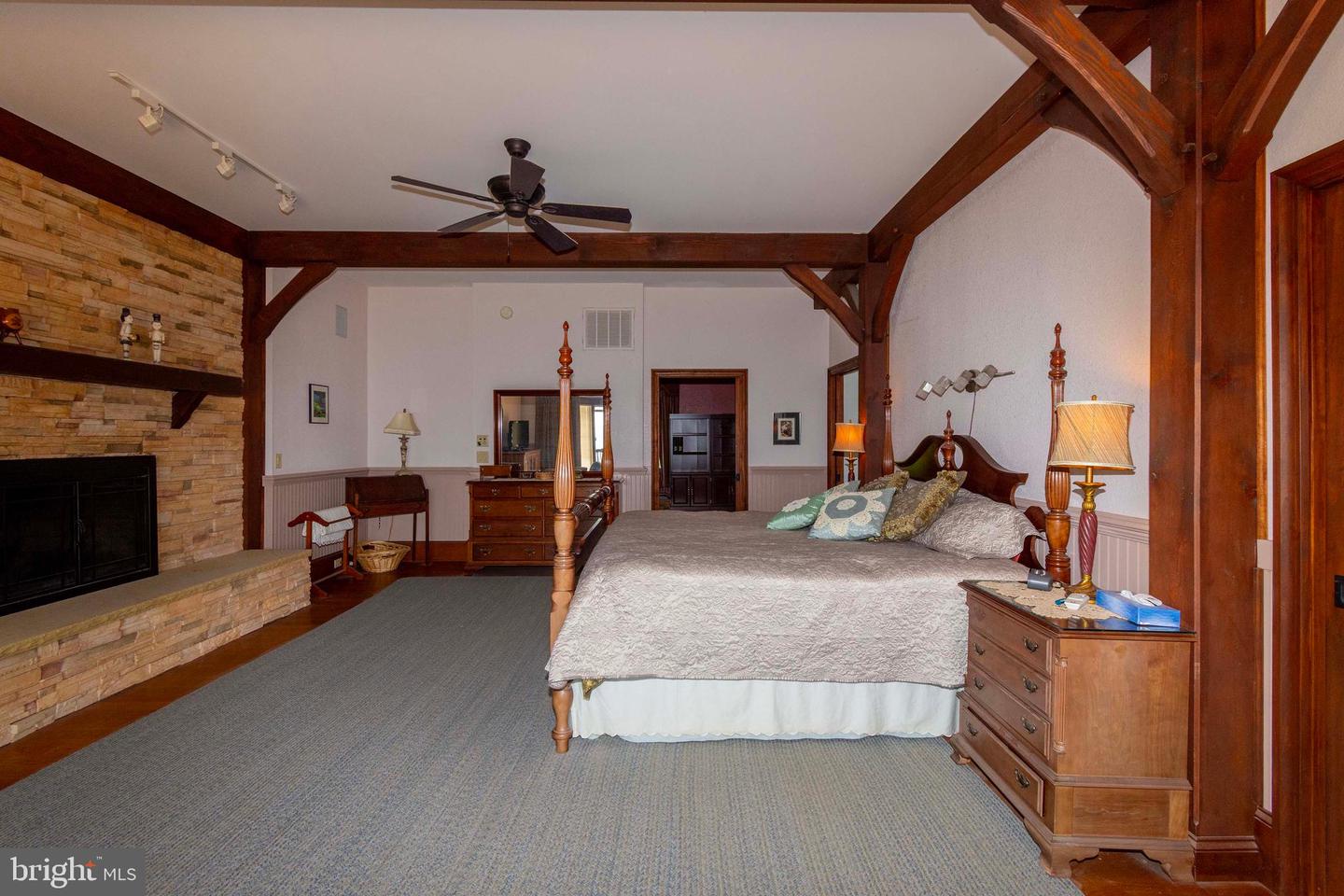 392 POCOSAN MOUNTAIN, STANARDSVILLE, Virginia 22973, 3 Bedrooms Bedrooms, 11 Rooms Rooms,4 BathroomsBathrooms,Residential,For sale,392 POCOSAN MOUNTAIN,VAGR2000726 MLS # VAGR2000726