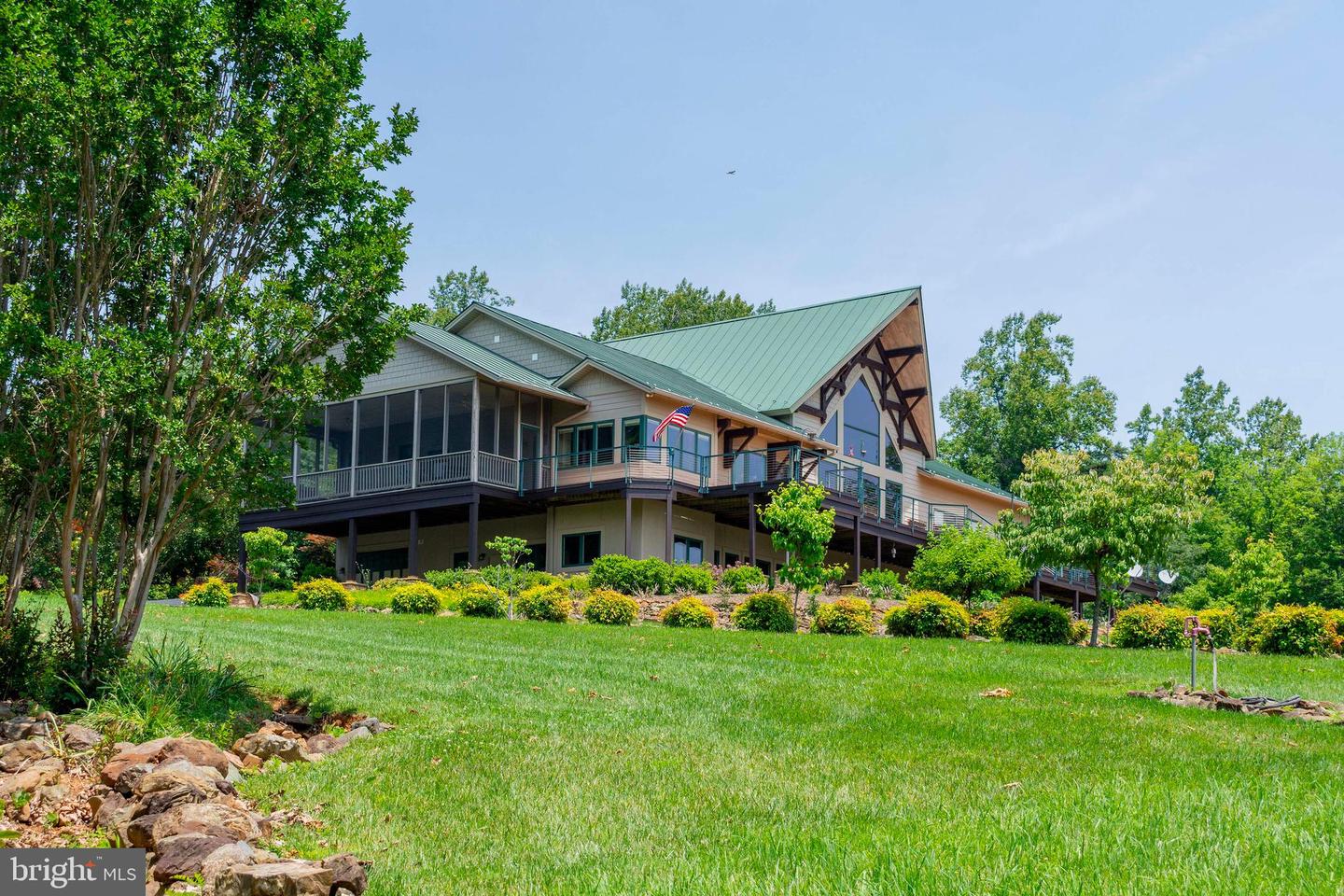 392 POCOSAN MOUNTAIN, STANARDSVILLE, Virginia 22973, 3 Bedrooms Bedrooms, 11 Rooms Rooms,4 BathroomsBathrooms,Residential,For sale,392 POCOSAN MOUNTAIN,VAGR2000726 MLS # VAGR2000726