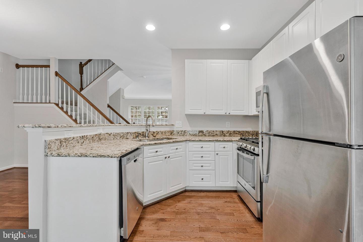 12033 EDGEMERE CIR, RESTON, Virginia 20190, 3 Bedrooms Bedrooms, ,3 BathroomsBathrooms,Residential,For sale,12033 EDGEMERE CIR,VAFX2257446 MLS # VAFX2257446